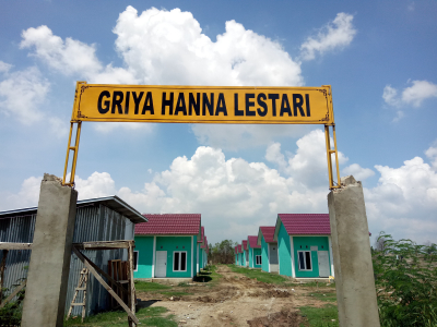 foto gerbang perumahan GRIYA HANNA LESTARI 