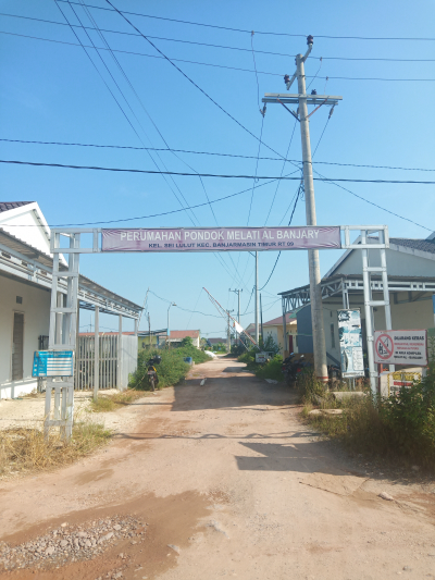 foto gerbang perumahan Pondok Melati Albanjary