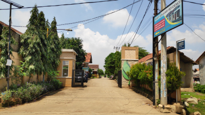 foto gerbang perumahan Bukit Sukasari Residence