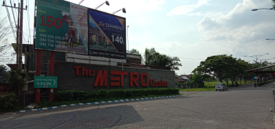 foto gerbang perumahan THE METRO GRAHA -LA DIAMOND
