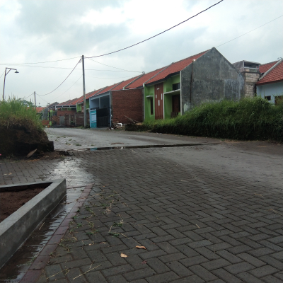 foto gerbang perumahan De Green Krebet