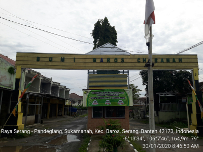 foto gerbang perumahan Bumi Baros Chasanah