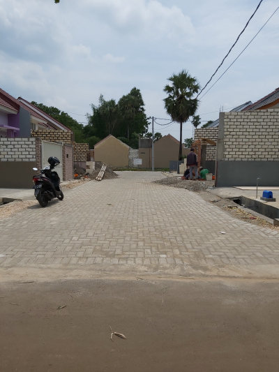 foto gerbang perumahan GRIYA KESAMBI II