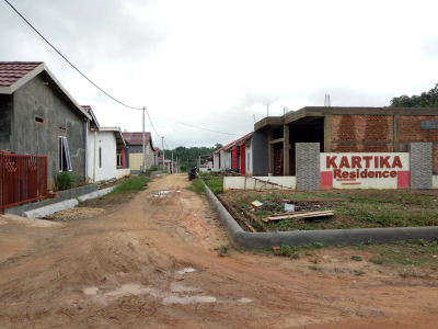 foto gerbang perumahan Kartika residence