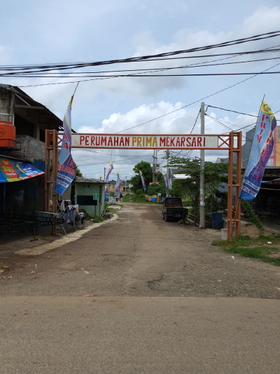 foto gerbang perumahan PRIMA MEKARSARI