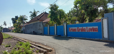 foto gerbang perumahan PERUMAHAN KRISNA GRAHA LOVINA
