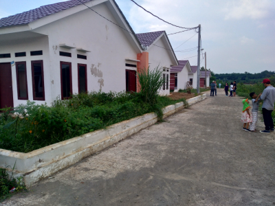 foto gerbang perumahan Grand Natura