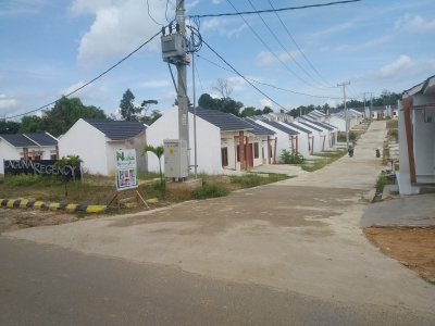 foto gerbang perumahan LAGUNA REGENCY