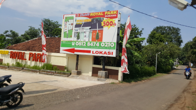 foto gerbang perumahan GRAND ROYAL PARK SUBANG