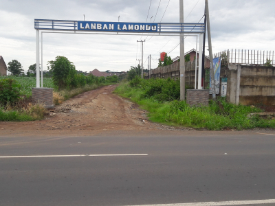 foto gerbang perumahan LAMBAN LAMONDO