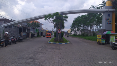 foto gerbang perumahan BUMI TEGAL BESAR
