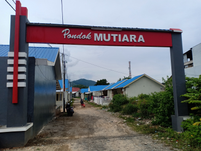 foto gerbang perumahan PONDOK MUTIARA PERMANEN
