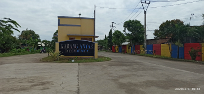 foto gerbang perumahan Karang Anyar Residence