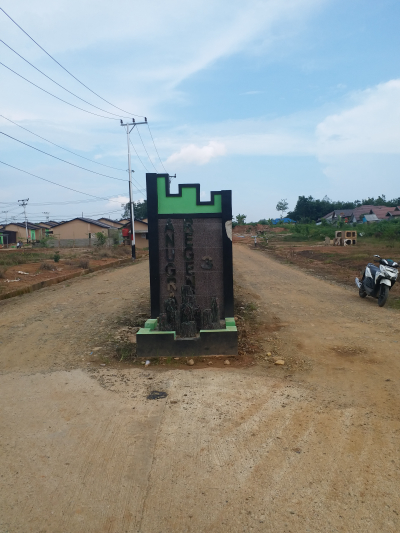 foto gerbang perumahan Anugrah Regency 3