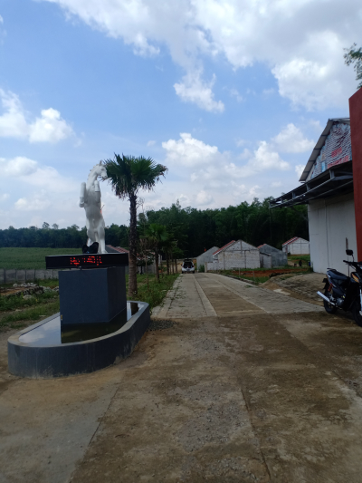 foto gerbang perumahan griya bulusulur