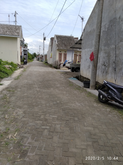 foto gerbang perumahan GRIYA KARANGMOJO ASRI