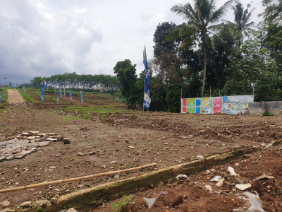 foto gerbang perumahan Pilar tampingan indah
