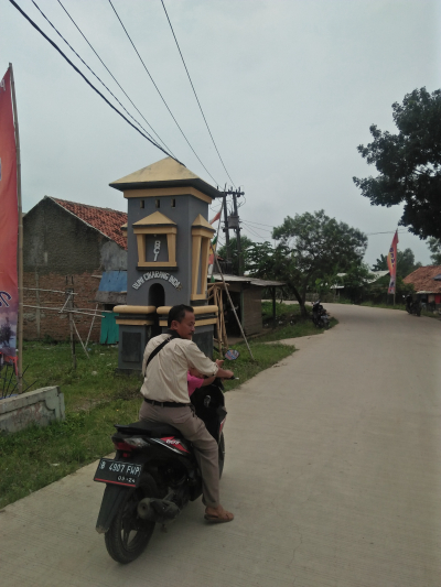 foto gerbang perumahan Bumi cikarang indah