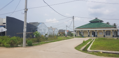 foto gerbang perumahan TRIRAKSA VILLAGE 2
