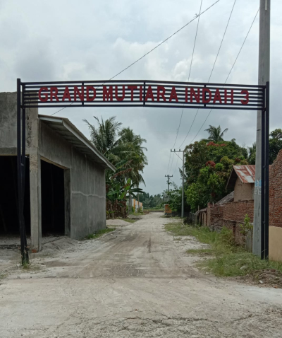 foto gerbang perumahan Grand Mutiara Indah 3
