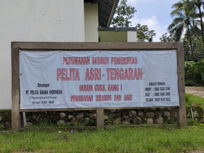 foto gerbang perumahan Pelita Asri Tengaran