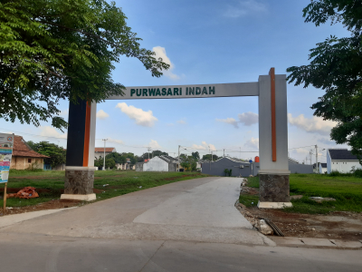 foto gerbang perumahan Purwasari Indah