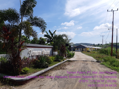 foto gerbang perumahan Taman Palem