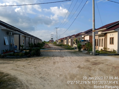 foto gerbang perumahan RINDU SERUMPUN 8