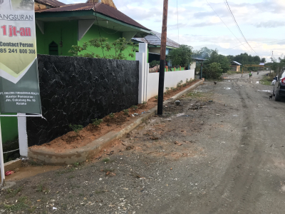 foto gerbang perumahan citra latambaga indah