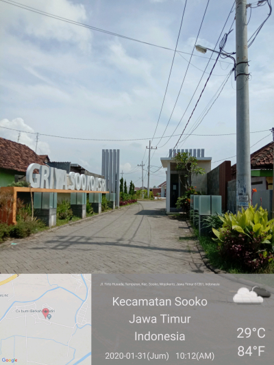 foto gerbang perumahan Griya Sooko Asri