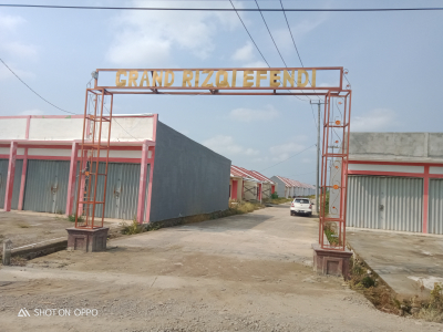 foto gerbang perumahan GRAND RIZQI EFENDI II