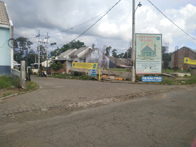 foto gerbang perumahan Puri Bunga Nirwana