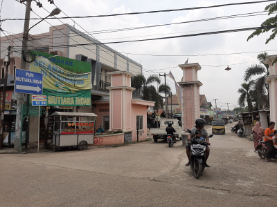 foto gerbang perumahan PURI MUTIARA INDAH ( PMI )