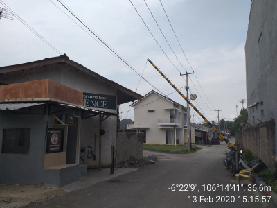 foto gerbang perumahan Aweh Residence