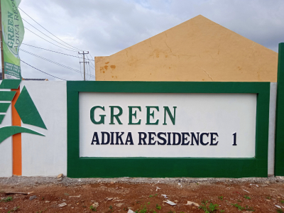 foto gerbang perumahan GREEN ADIKA RESIDENCE 1