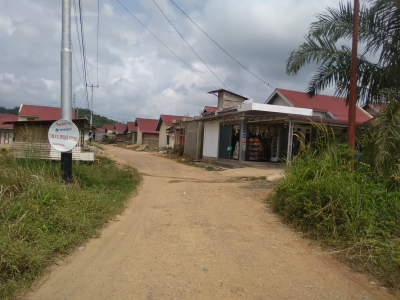 foto gerbang perumahan Maxima Residence