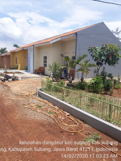 foto gerbang perumahan Green Adelia Residence