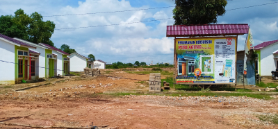 foto gerbang perumahan puri agung karya jaya