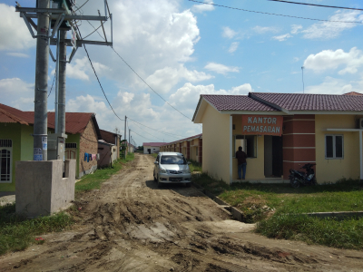 foto gerbang perumahan Griya Makmur 7 Pengembangan I