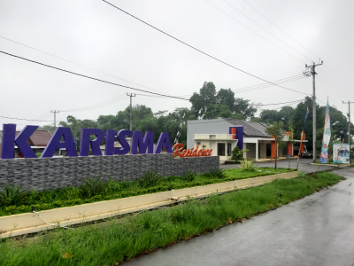 foto gerbang perumahan Karisma Residence Mangunreja
