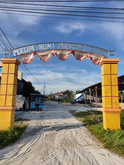 foto gerbang perumahan BUMI PERMATA BARU