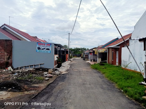foto gerbang perumahan Puri Rarastiti