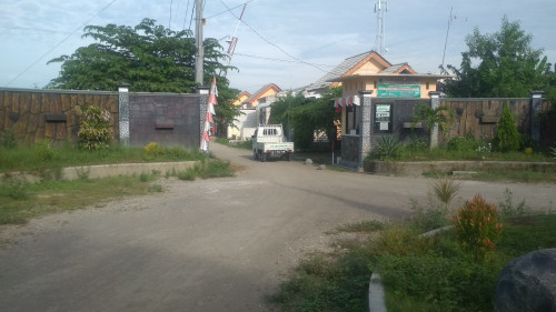 foto gerbang perumahan PERUM BUMI MENGANTO PERMAI