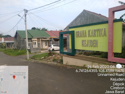foto gerbang perumahan GRAHA KARTIKA KEJUDEN