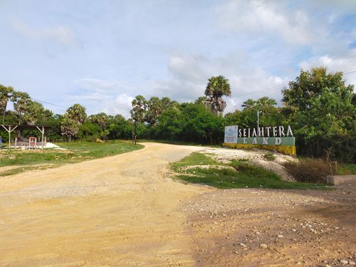foto gerbang perumahan SEJAHTERA LAND OETALU