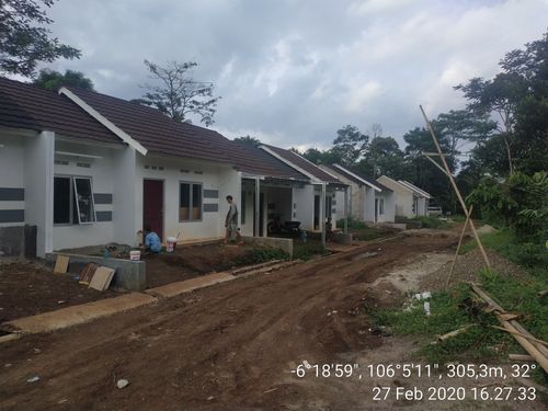 foto gerbang perumahan PESONA MAJA INDAH