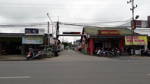 foto gerbang perumahan KERUWING INDAH KENANGA