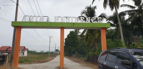 foto gerbang perumahan Amira residence