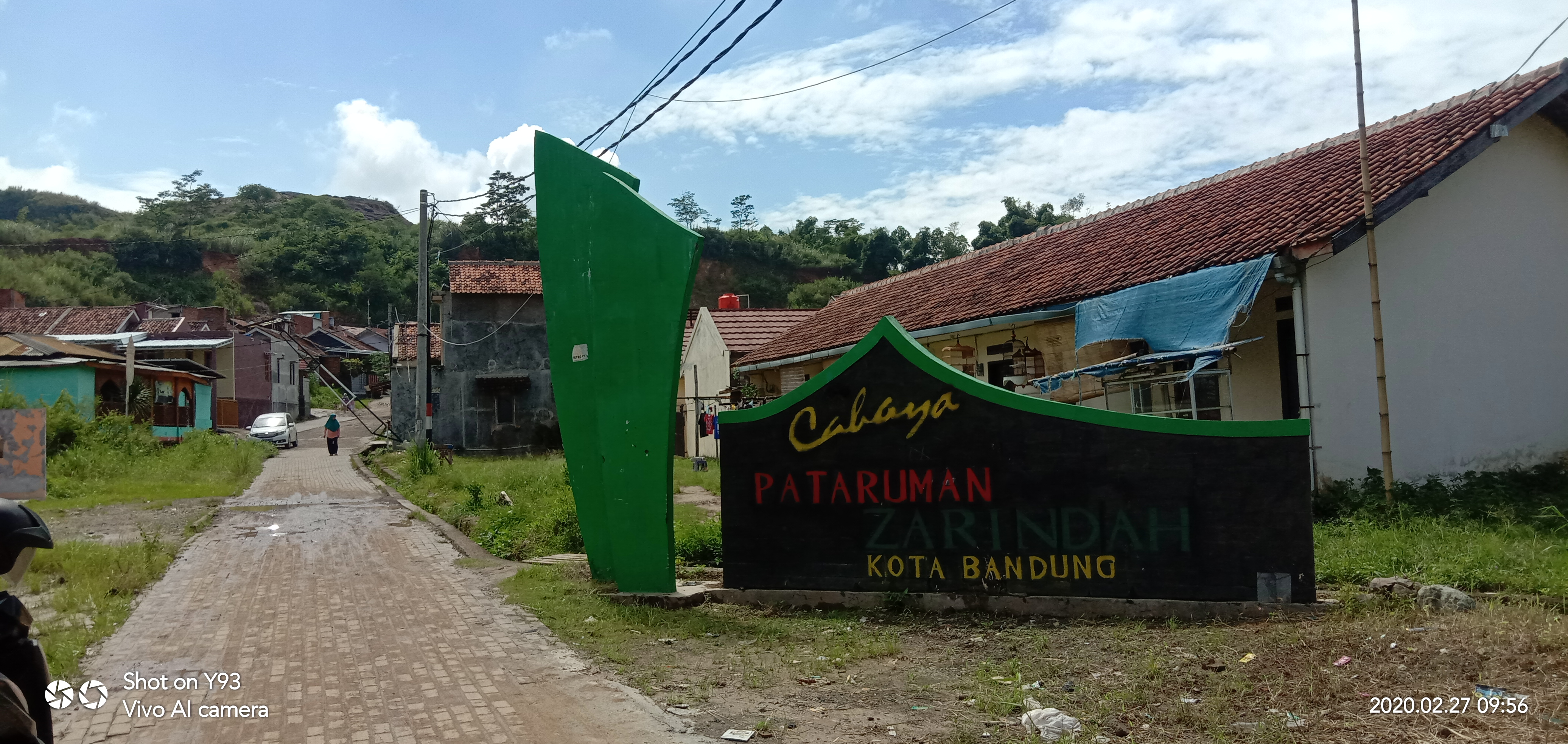 foto gerbang perumahan CAHAYA PATARUMAN ZARINDAH