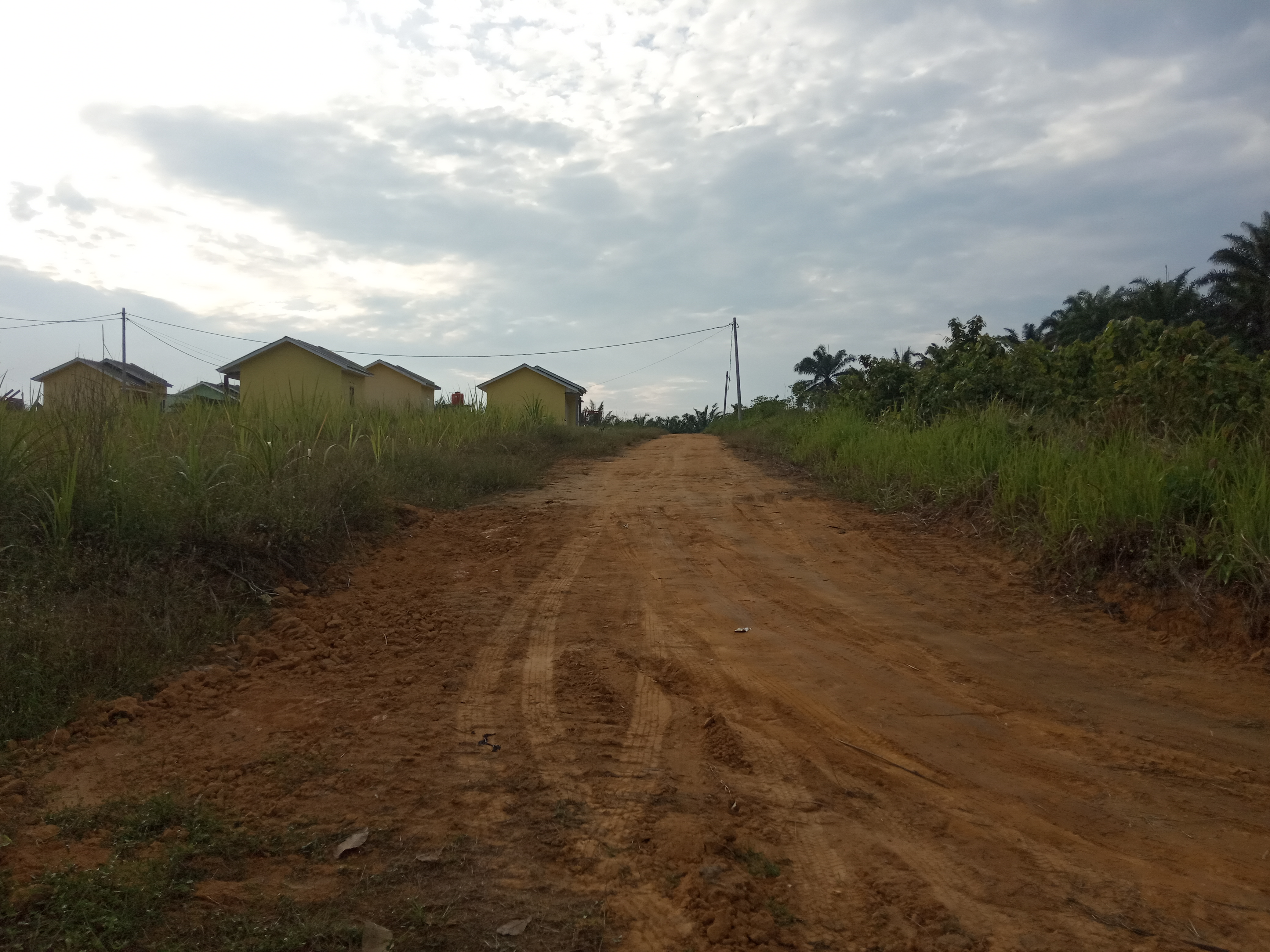 foto gerbang perumahan RATU MAS PINANG AWAN